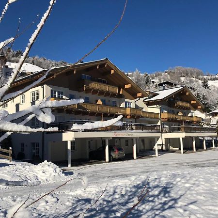 Alpinresort Kaprun 5 المظهر الخارجي الصورة