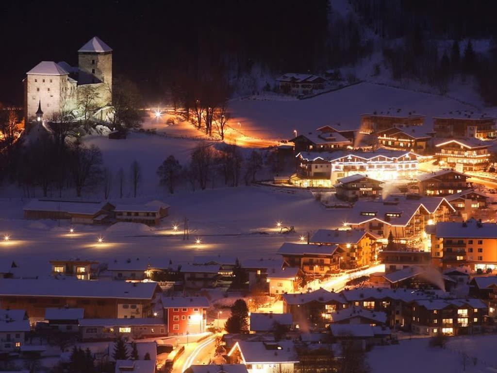 Alpinresort Kaprun 5 المظهر الخارجي الصورة